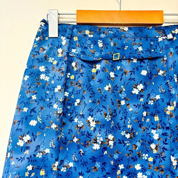 ÉMOTIONS EXCLUSIF Vintage Blue floral high-waist midi skirt | Retro feminine * - Picture 2 of 8